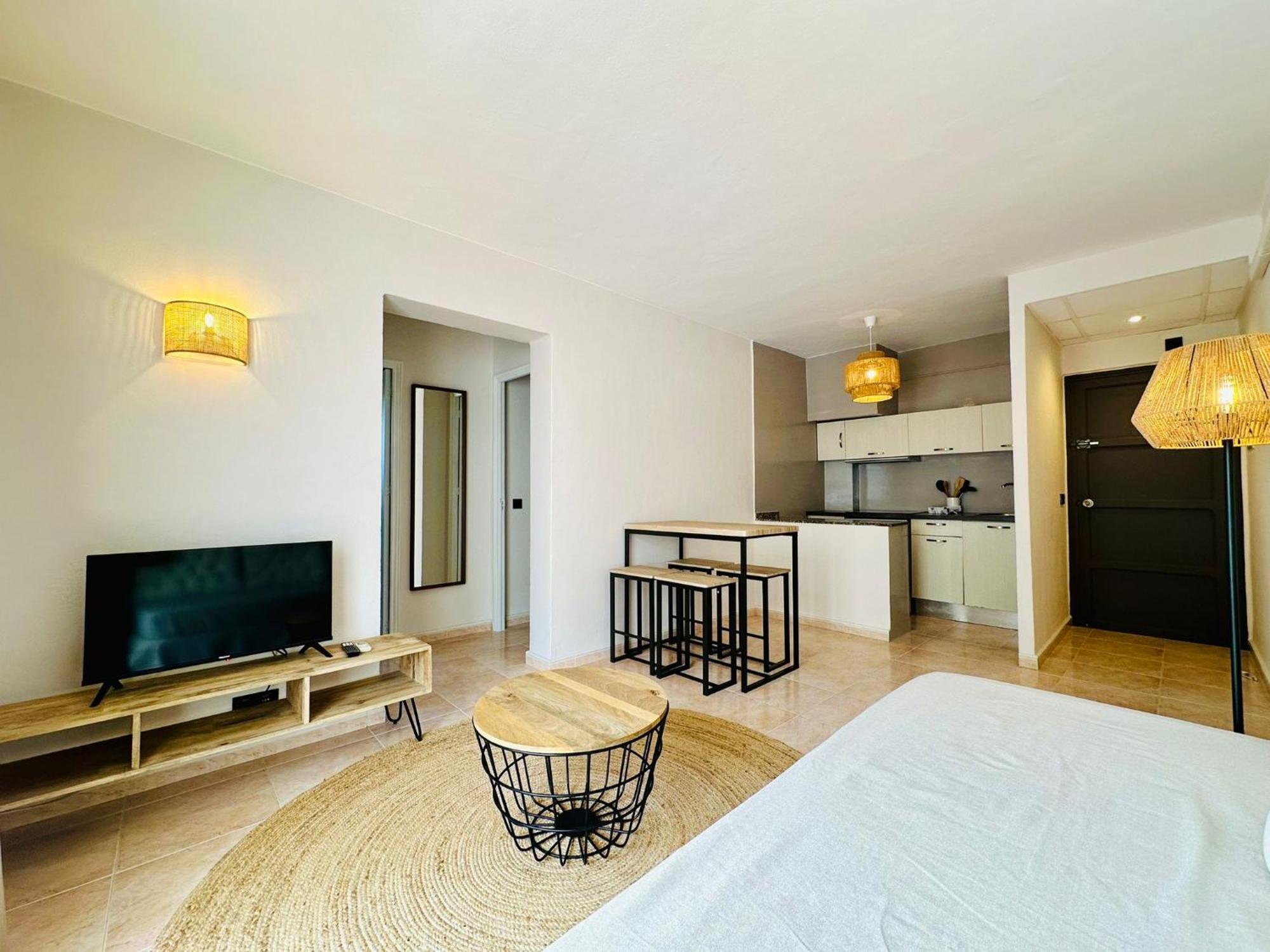 Apartamentos Ses Veles Cala Llonga  Esterno foto