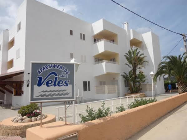 Apartamentos Ses Veles Cala Llonga  Esterno foto